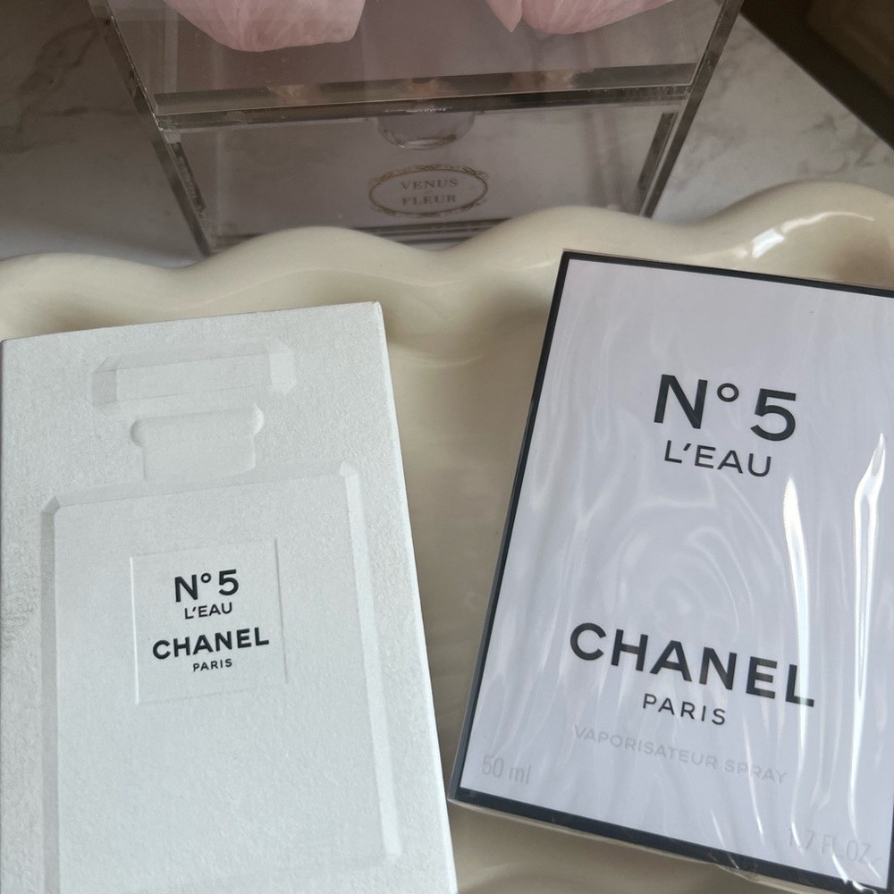 CHANEL No. 5 L'Eau 1.7